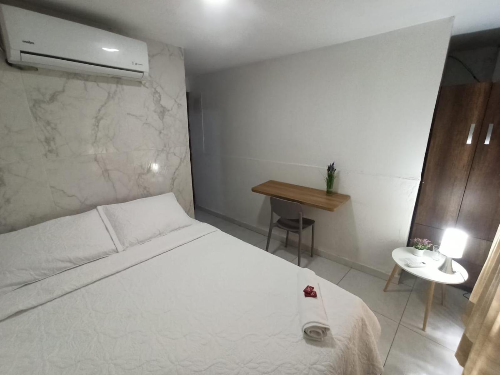 Hostal Casa De Las Americas Cartagena Exteriör bild